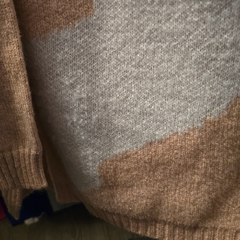 LC Lauren Conrad Tan and Gray V-Neck Sweater - Picture 7 of 7